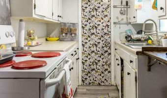 822 S Ware St, Alma, GA 31510