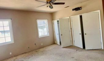 809 S Roselawn Ave, Artesia, NM 88210