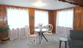 135 Riverside Dr, Alma, MI 48801