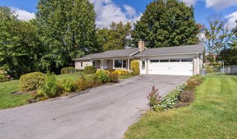 8 BRIGHTWOOD Dr, Hagerstown, MD 21740