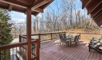 25 Crestwood Dr, Arden, NC 28704