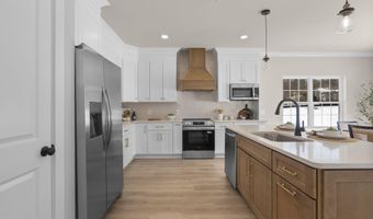 16203 PENNSBURY Dr, Bowie, MD 20716