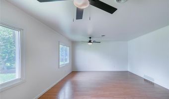 337 Lindenwood Blvd, Alton, IL 62002