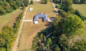 1463 Good Hope Rd, Batesville, MS 38606