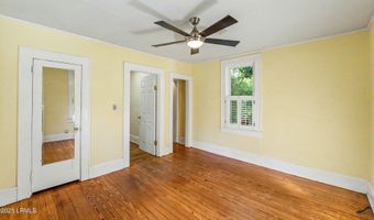 2301 Hermitage Rd, Beaufort, SC 29902