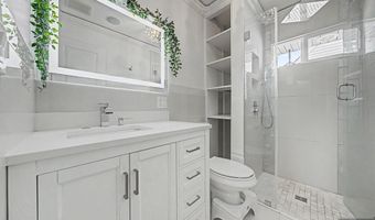92 Blauvelt Ave, Bergenfield, NJ 07621