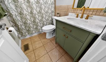 693 Rustic Valley Dr, Ballwin, MO 63021