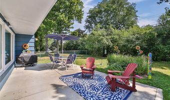 26 Devon Ln, Amherst, NY 14221