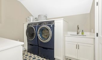 13311 DREWS Ln, Potomac, MD 20854
