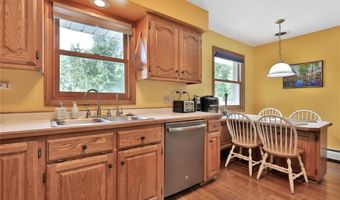 706 Benton St, Anoka, MN 55303