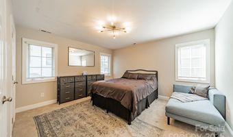 2823 Whiting Ave, Charlotte, NC 28205