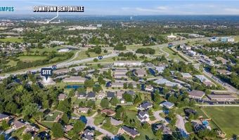 902 McClain Rd 6001, Bentonville, AR 72712