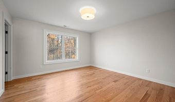 19 Fieldstone Court Ct 19, Bethel, CT 06801