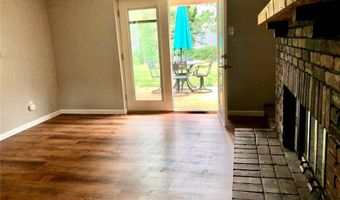 361 Messina Dr, Ballwin, MO 63021