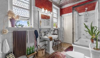 106 E CHASE St, Baltimore, MD 21202