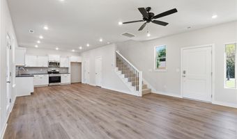 5 Hebrides Ln, Bella Vista, AR 72715