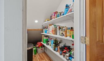1235 Weeks Mills Rd, Augusta, ME 04330
