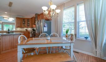 2 Tiverton Ct, Algonquin, IL 60102