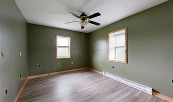 445 W River Rd, Augusta, ME 04330