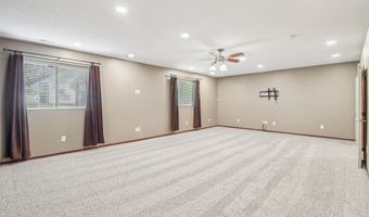 2105 6th Ave SW, Altoona, IA 50009