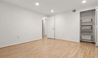 7234 TAVESHIRE Way, Bethesda, MD 20817