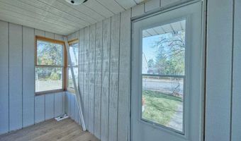 101 N Fayal Ave, Eveleth, MN 55734