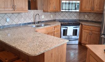 308 E Flint Hills Dr, Alma, KS 66401