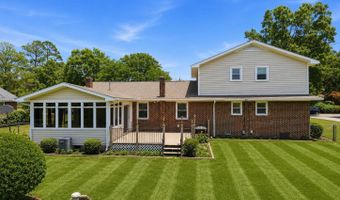 4130 Terrace Dr, Ayden, NC 28513