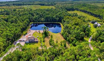 176 Jule St, Apalachicola, FL 32320