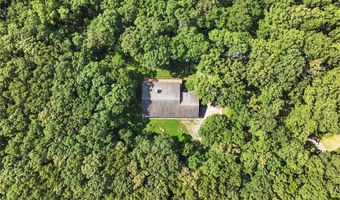 1074 Boone Woods Trl, Augusta, MO 63332