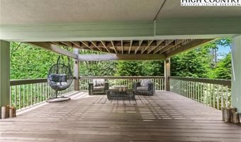 514 Raven Ridge Rd, Banner Elk, NC 28604