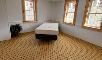 8 Graffam Rd, Baldwin, ME 04091