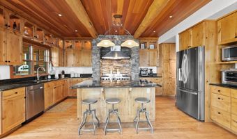 16428 Sunset Heights Dr, Bigfork, MT 59911