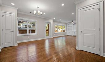 1841 Gainsborough Dr, Atlanta, GA 30341