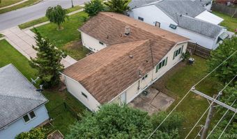 16 Newgate Rd, Amherst, NY 14226