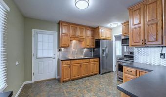 411 W Chestnut Ave, Arkansas City, KS 67005