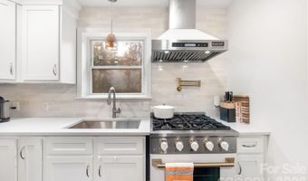 2333 Birchcrest Dr, Charlotte, NC 28205