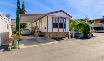 541 W 15th St 59, Escondido, CA 92025