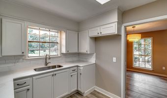 107 Woodgate Dr, Brandon, MS 39042