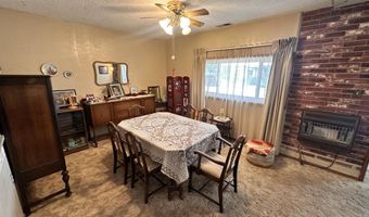 402 Aspen Ave, Carrizozo, NM 88301