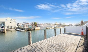 280 S Bayview Ave, Amityville, NY 11701