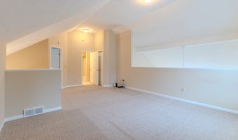 390 Blair Cir, Aurora, OH 44202