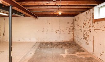 1612 Northridge Rd, Beatrice, NE 68310