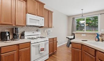 3749 Clear Lake Way NW, Acworth, GA 30101