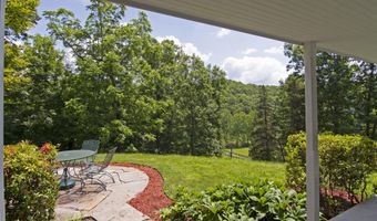 90 Taylor Ln, Alderson, WV 24910
