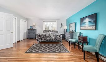 5 Bayberry Dr, Brookfield, CT 06804