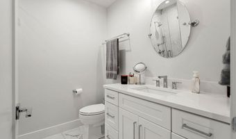 18 Breck Ave 18, Boston, MA 02135