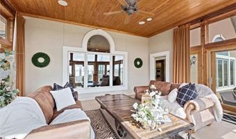 14971 Fairmount Rd, Basehor, KS 66007