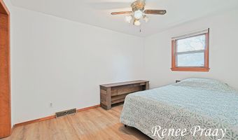 3511 Lake Allegan Dr, Allegan, MI 49010