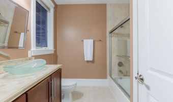 9715 SINGLETON Dr, Bethesda, MD 20817